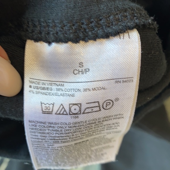 GAP Black Ponte Knit Ankle Zip Leggings - Picture 2 of 6